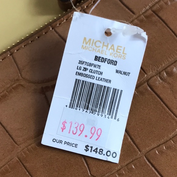 Michael Kors Bedford walnut Lg Zip Clutch - Picture 6 of 6